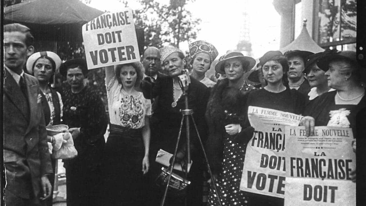 Les femmes obtiennent le droit de vote en France