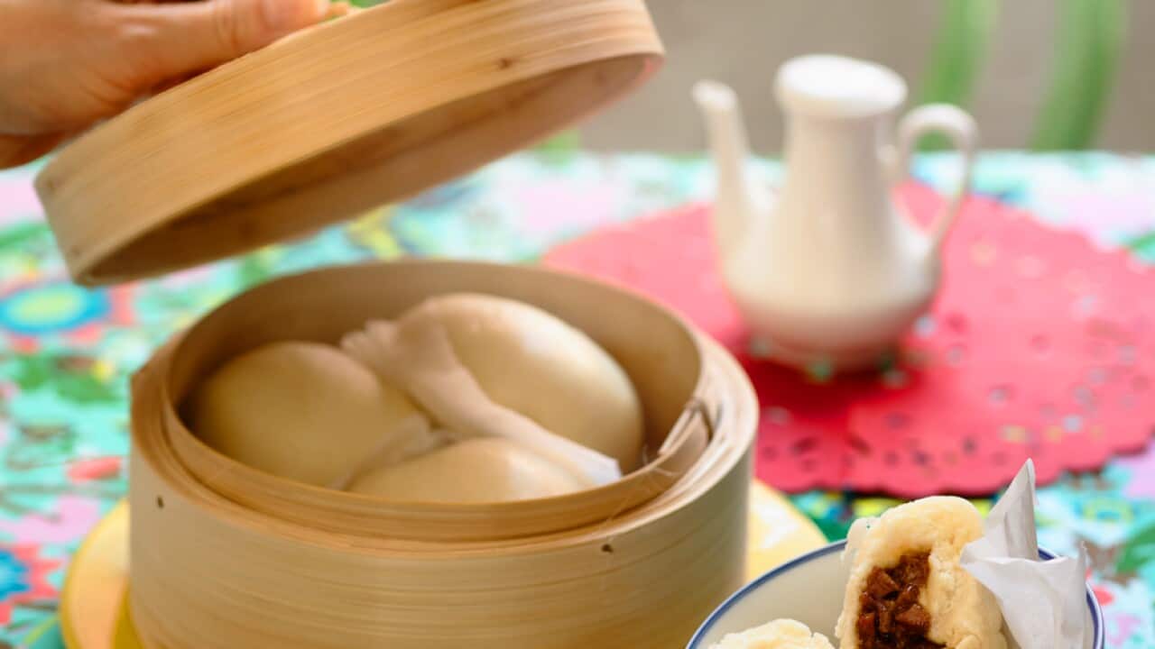 Steamed barbecued pork buns