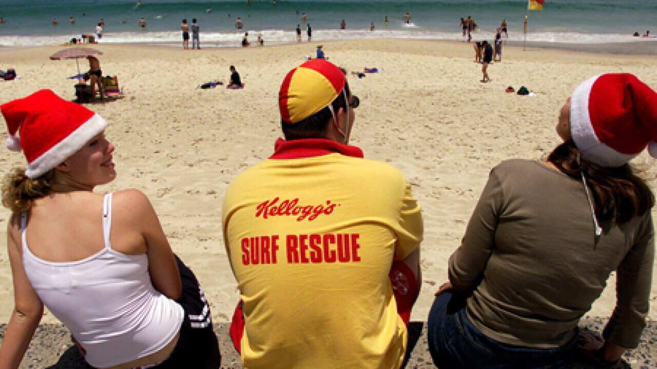 bondi_surf_rescue_christmas_101125_B_reuters_1080022506