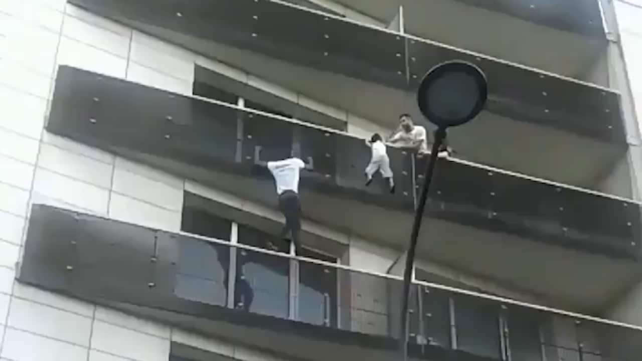 Child saved in Paris.