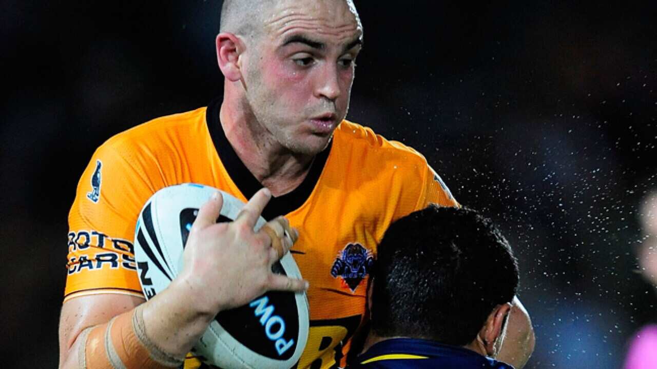 liam_fulton_tackle_110201_B_getty_1265871733