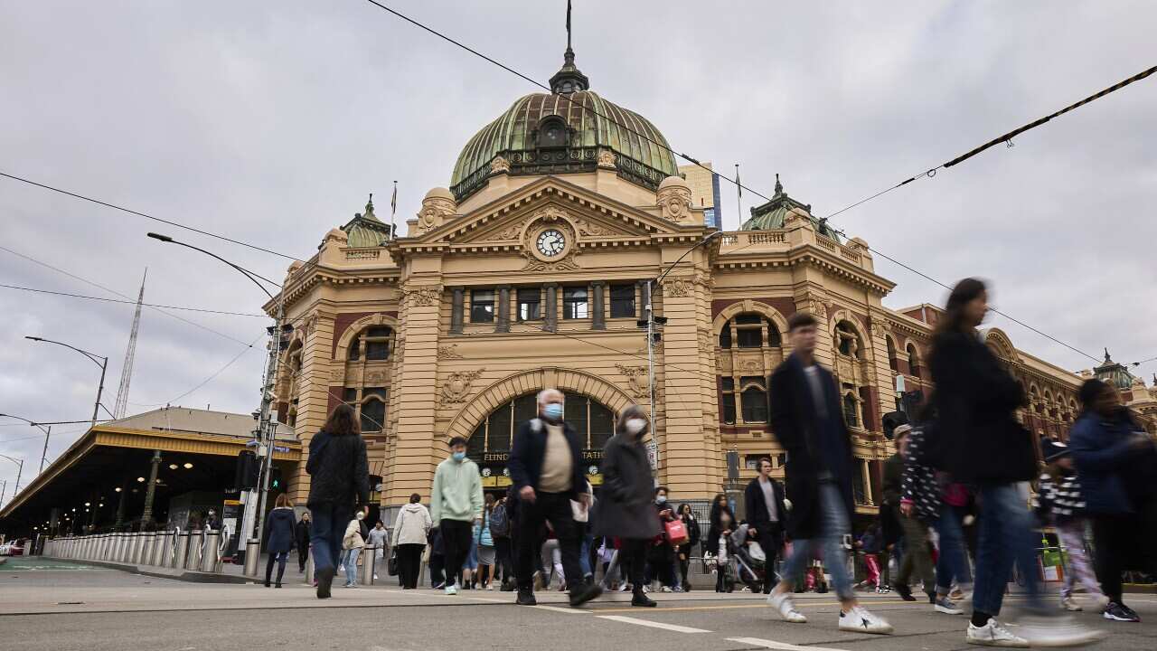Melburnians Encouraged To Wear Face Masks As COVID-19 Infections Rise