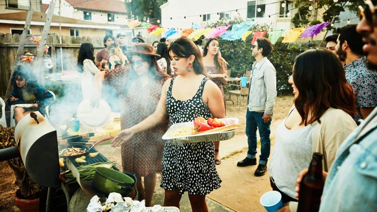 BBQ: Getty Images/Thomas Barwick