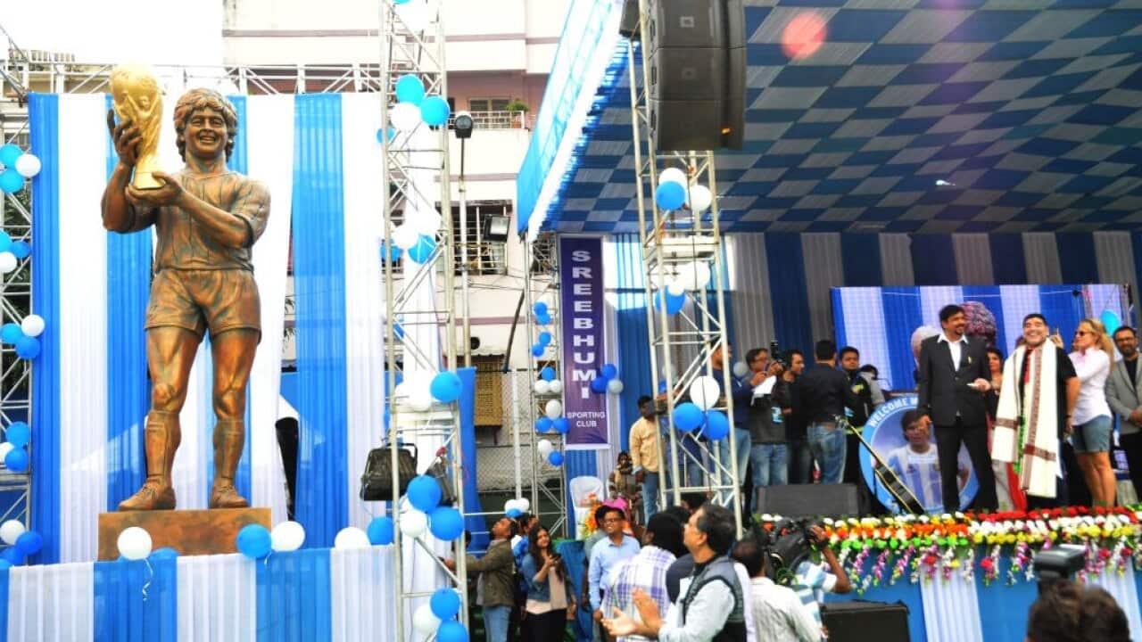 Maradona statue