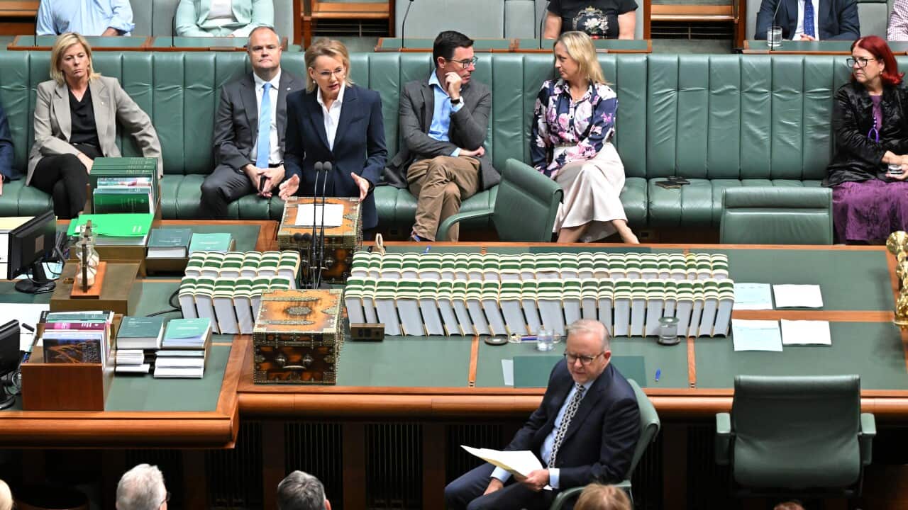 PARLIAMENT SITTING CANBERRA