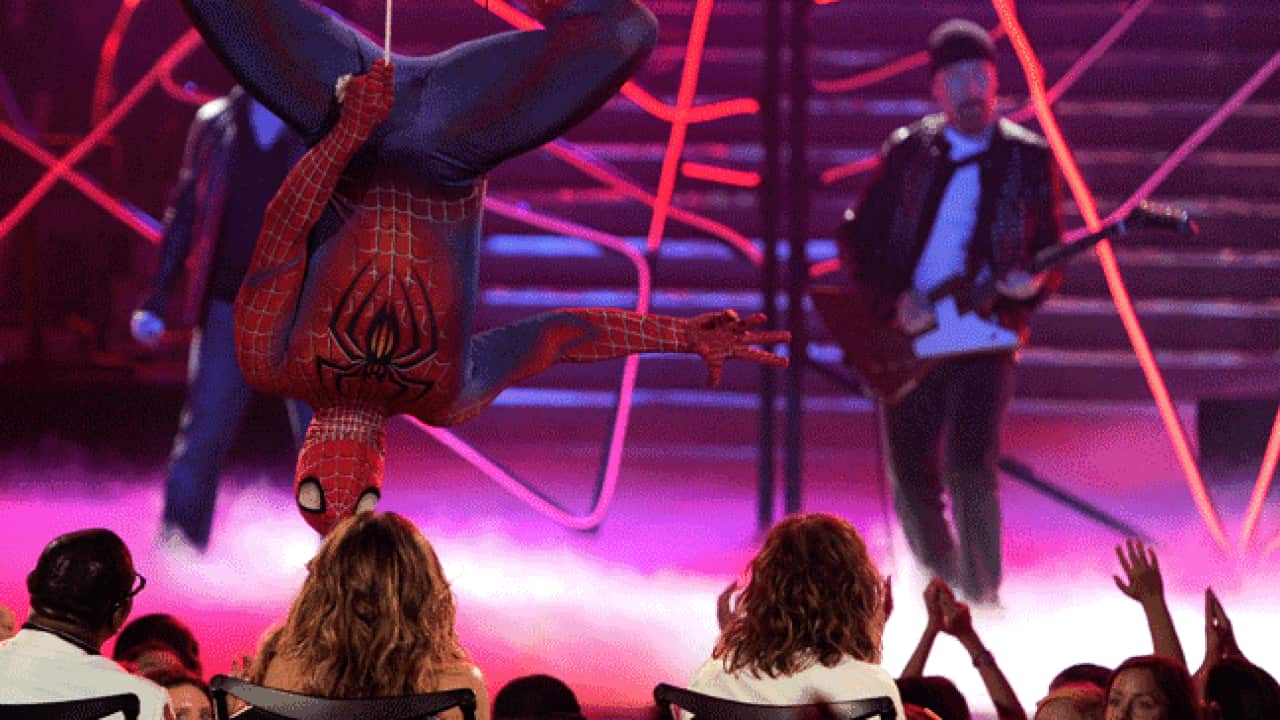 spiderman_the_edge_110615_B_AAP_1455772995