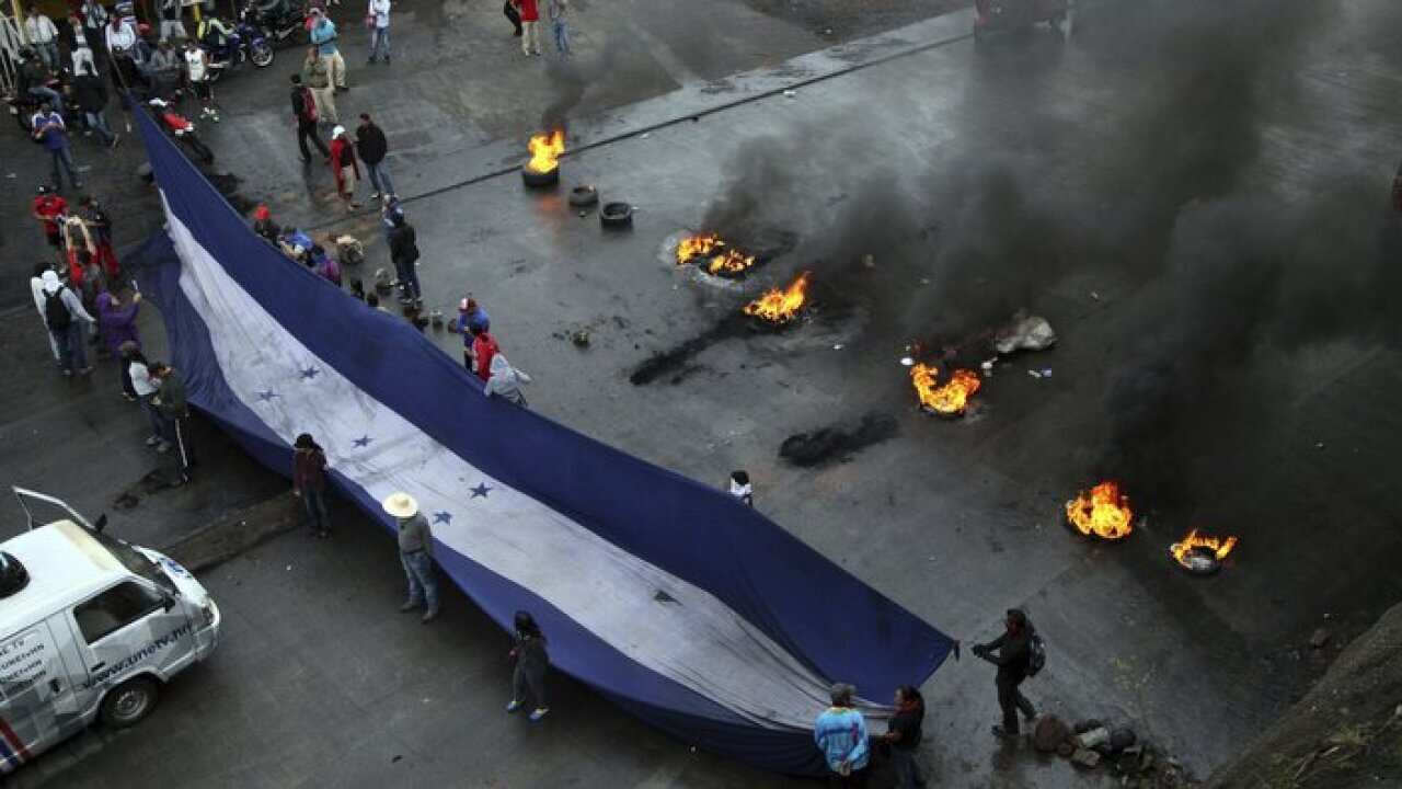 Supporters of presidential candidate Salvador Nasralla