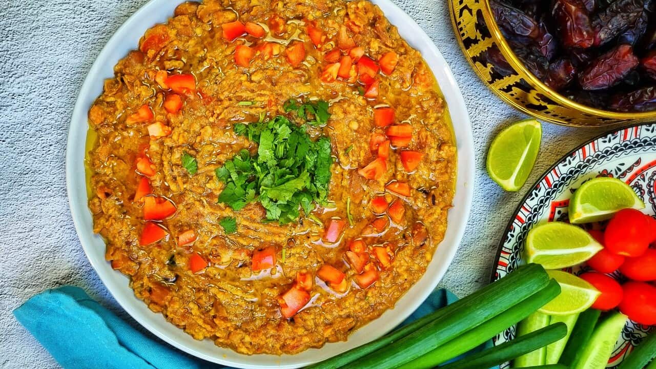 Egyptian ful mudammas fava bean stew