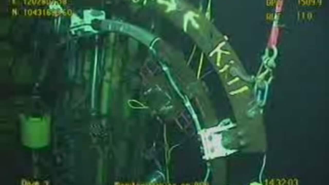 BP_topkill_100527_B_AP_1175040571