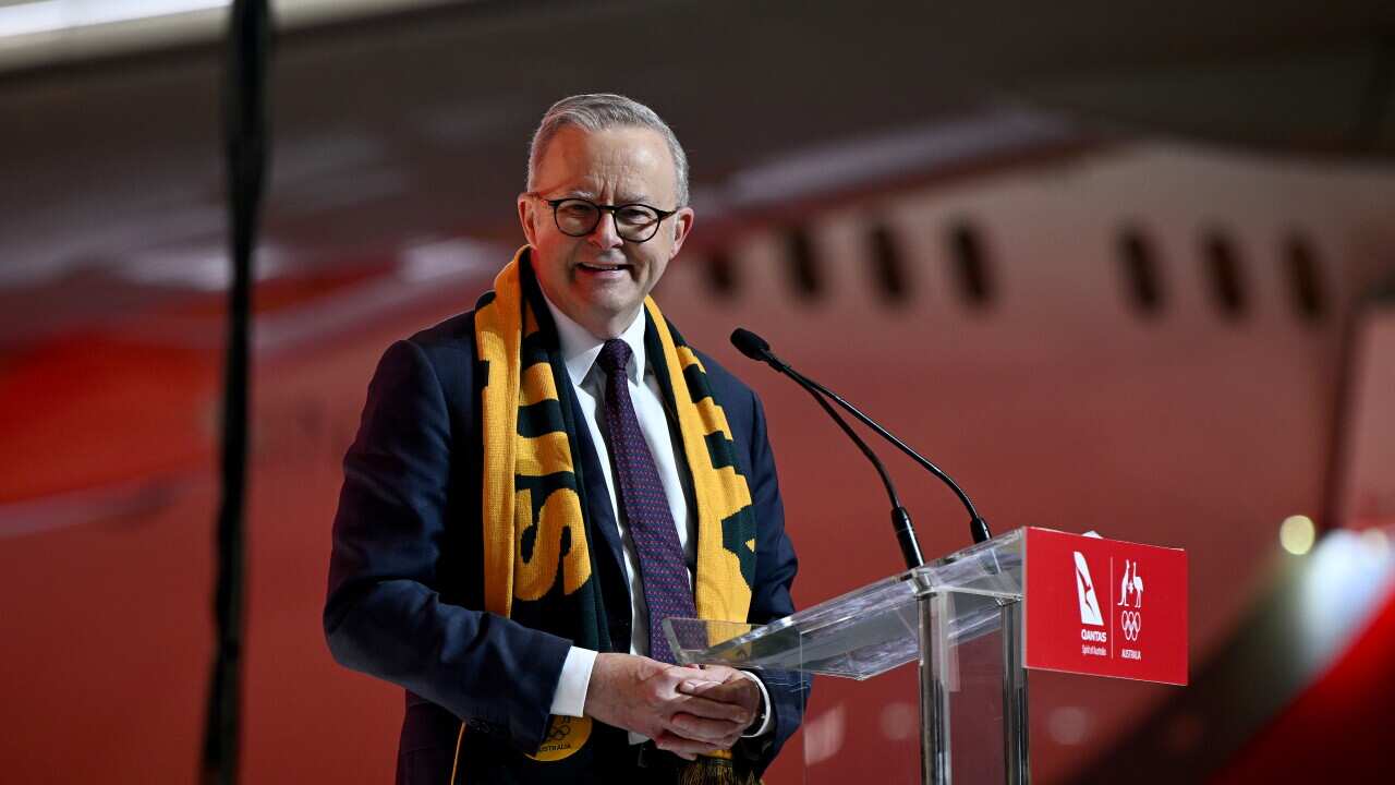 AUSTRALIAN OLYMPIC TEAM ARRIVAL SYDNEY