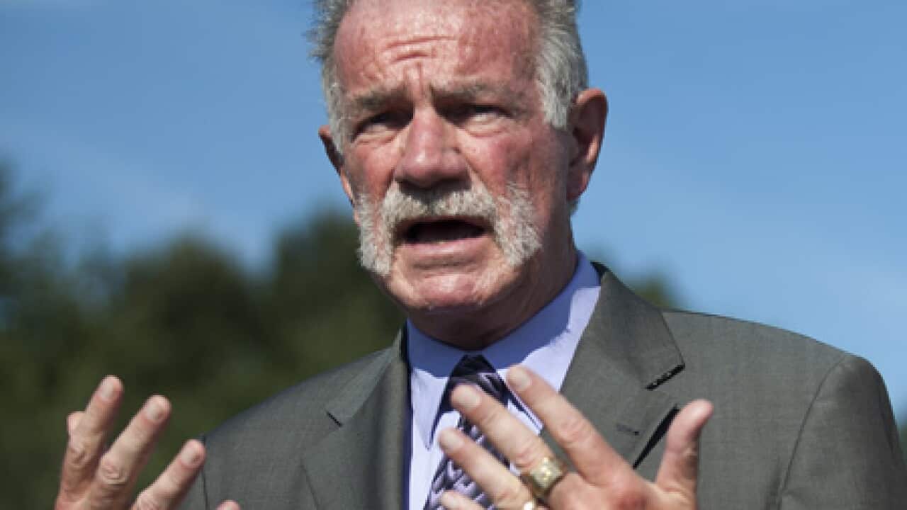 jones_pastor_koran_b_100910_ap_1201467103