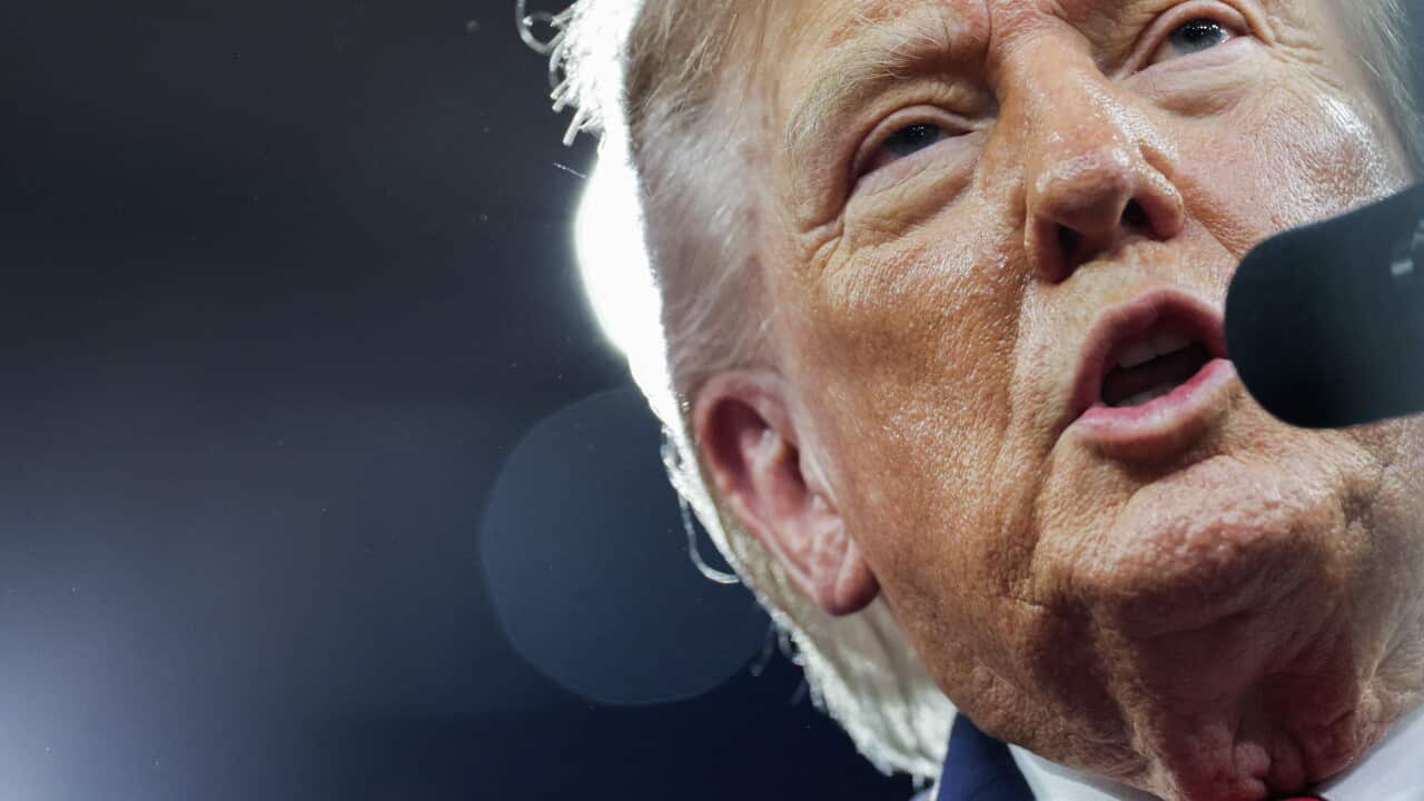 Photo: SBS President Trump Campaigns In Florida For Republican Candidates