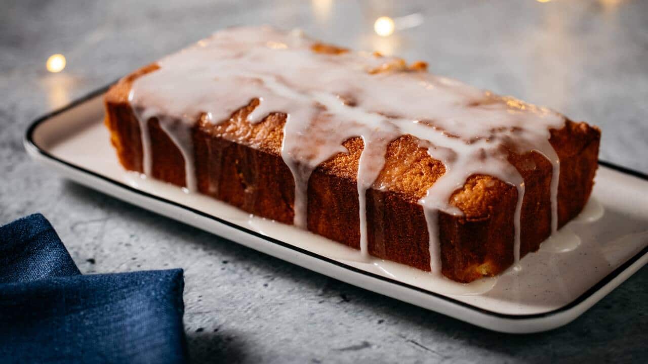 Lemon loaf with lemon icing