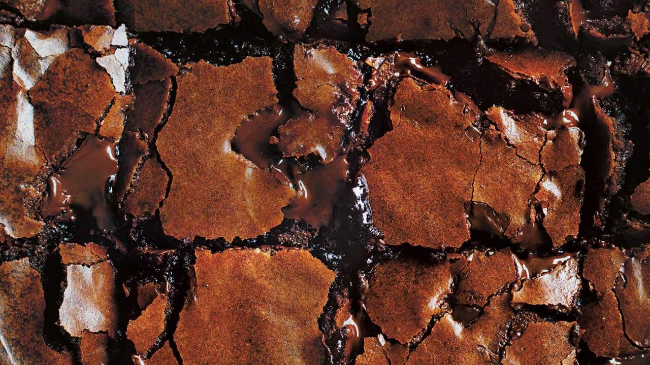 Molten choc-chunk brownies