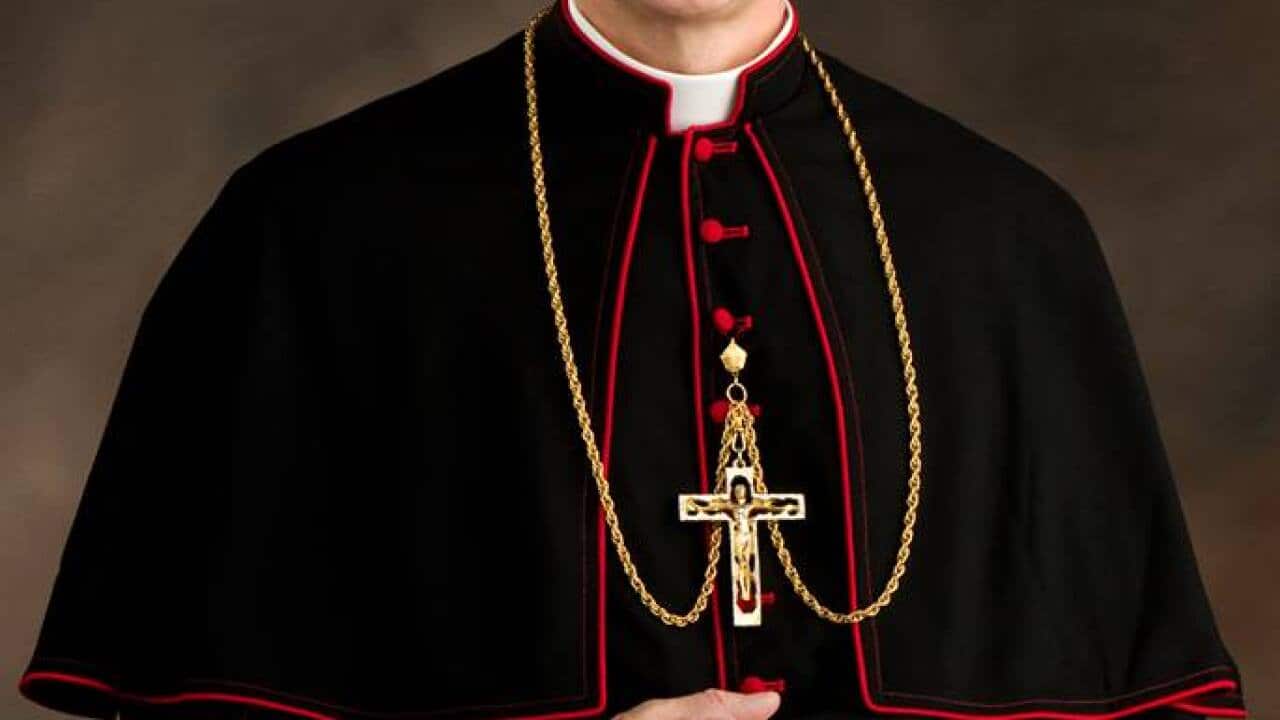 A Catholic bishop in the US has ordered priests to deny communion and funeral rites to gay people