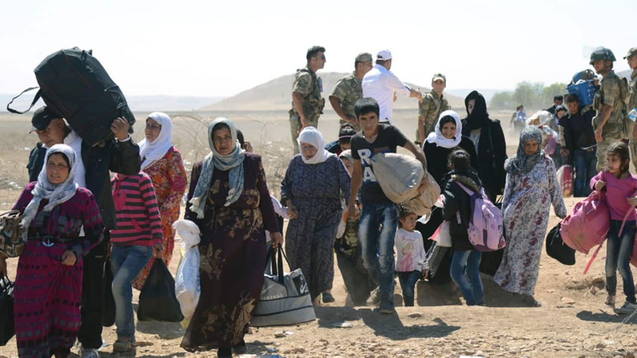 Syrian refugees at the border in Suruc