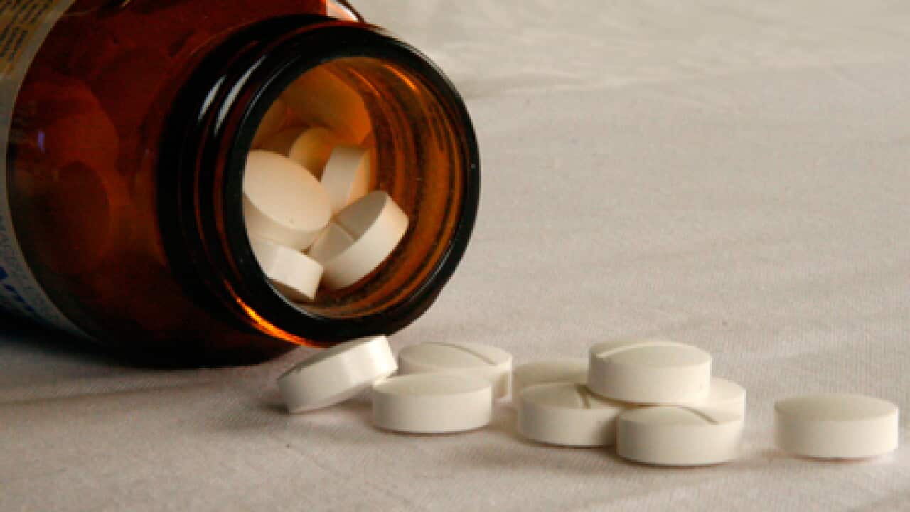 pills_medication_L_2704_aap_1811279454