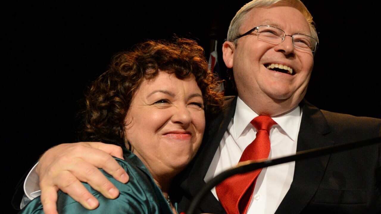 Kevin Rudd (R) and his wife Therese Rein