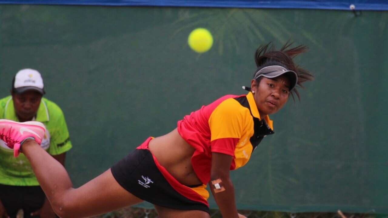 Two generations of sisters to meet in historic tennis final