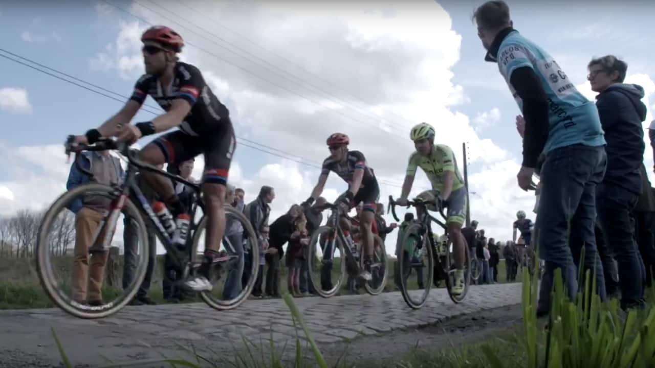 Floating over the cobbles