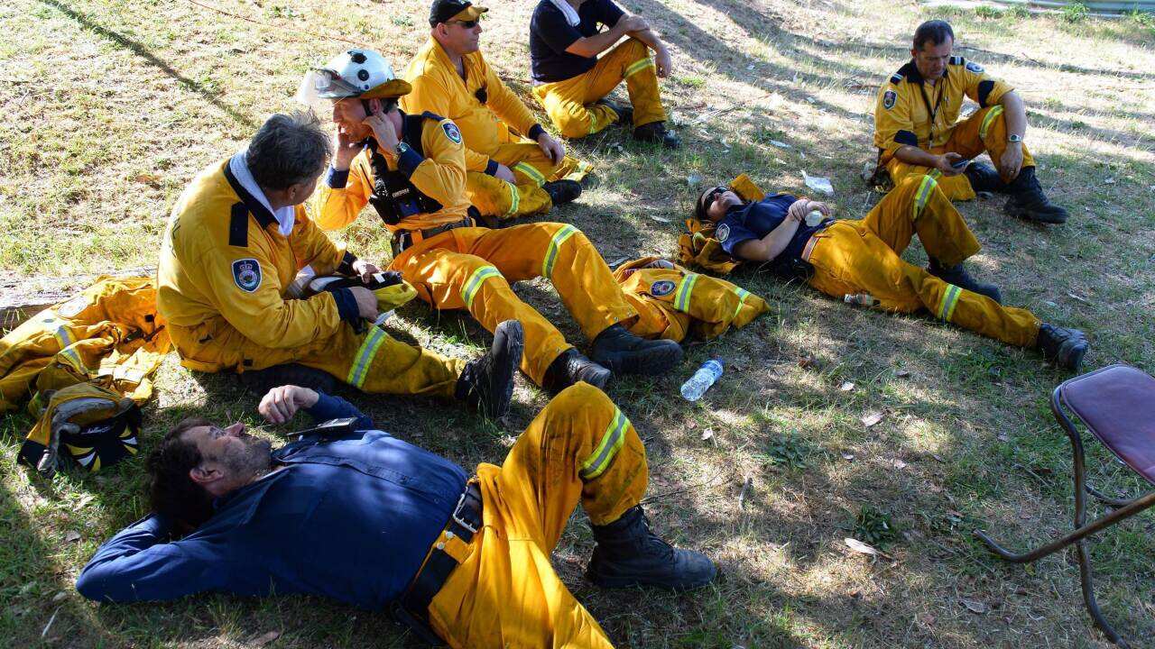 fire_fighters_aap_131021