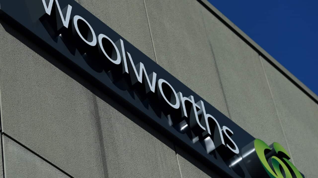 A Woolworths logo
