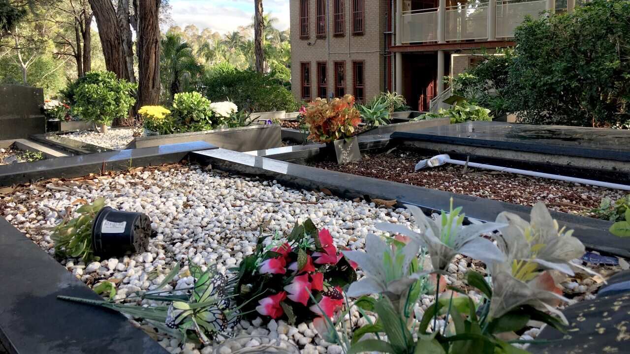 NSW Health has clarified that visits to grave sites during lockdown will be allowed to continue after confusion.