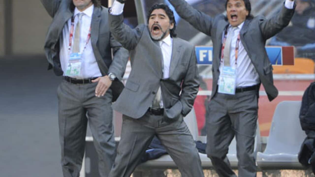 maradona_dance_afp_100617_1025904898