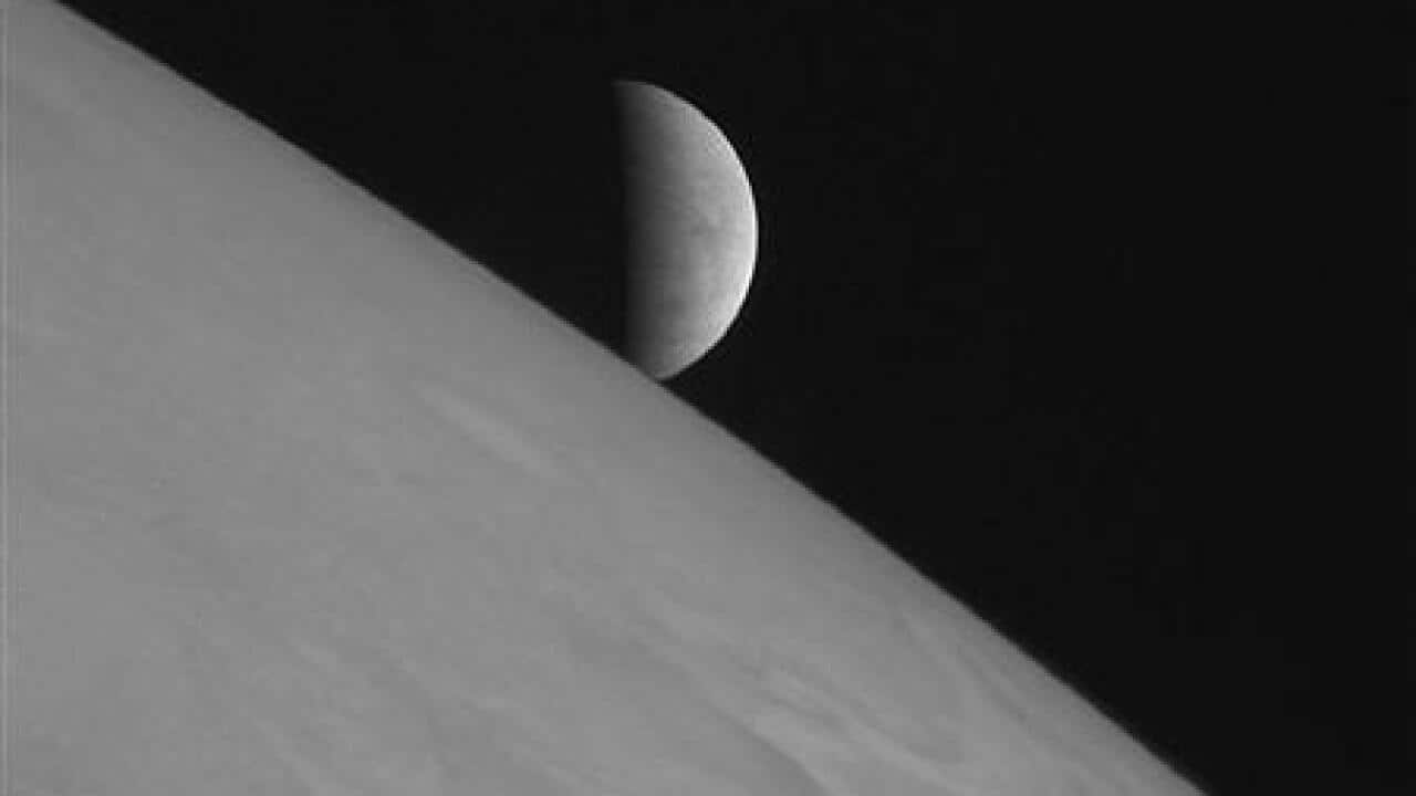 lean-u-s-missions-to-mars-jupiter-moon-r-1397799264-large.jpg
