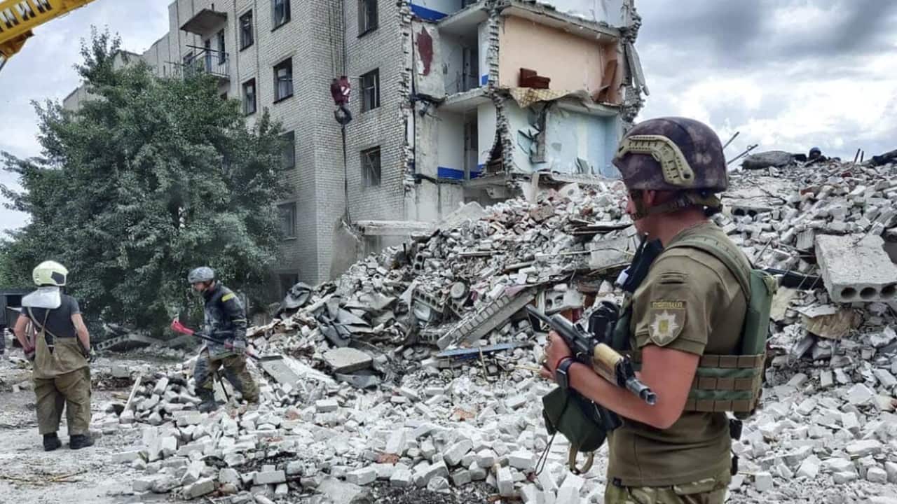 At least 15 people were killed and five injured as a result of the Russian shelling in Chasiv Yar, Ukraine.