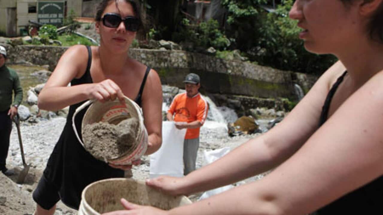 peru_rescue_100129_L_aap_861460369