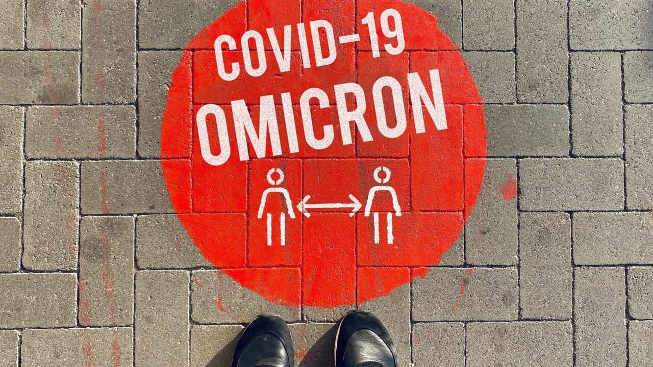 Omicron variant social distancing warning (Getty)