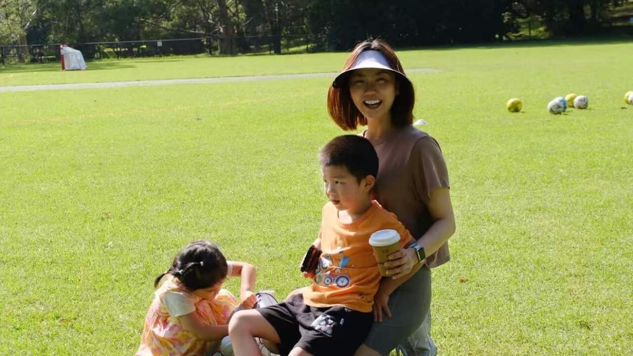 Sara with her kids
