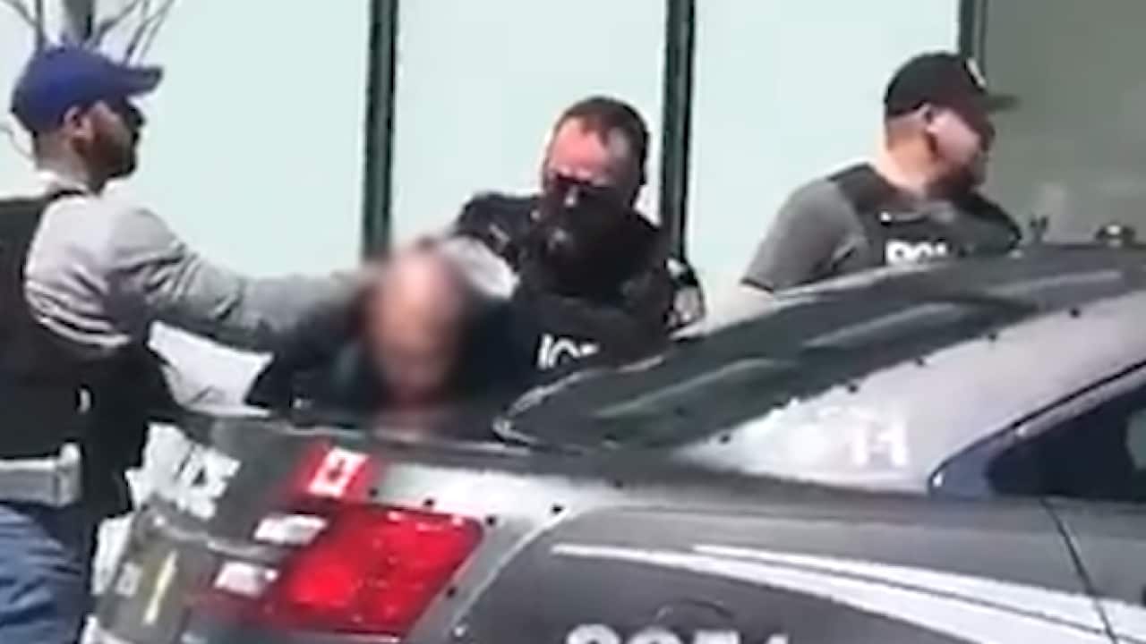Video captures the moment police arrest the suspected van driver in Toronto.