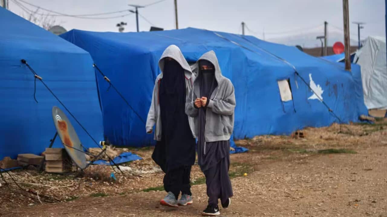 al-Roj camp AAP Baderkhan Ahmad AP.jpg