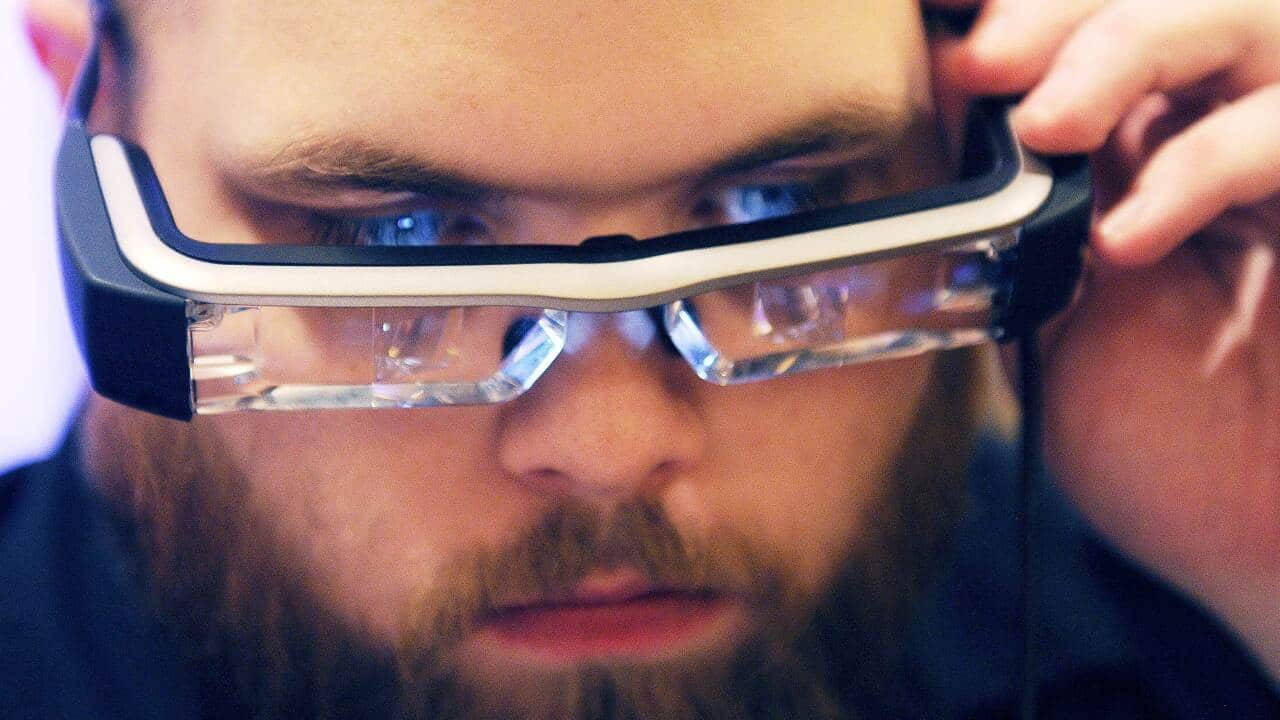 smart_glasses_aap.jpg