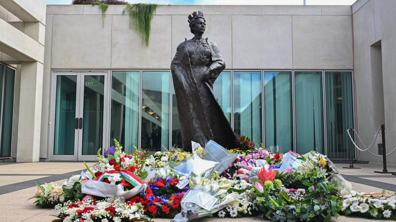 QUEEN ELIZABETH II AUSTRALIA REAX
