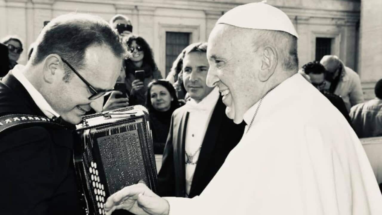 Denis Novato con Papa Francesco