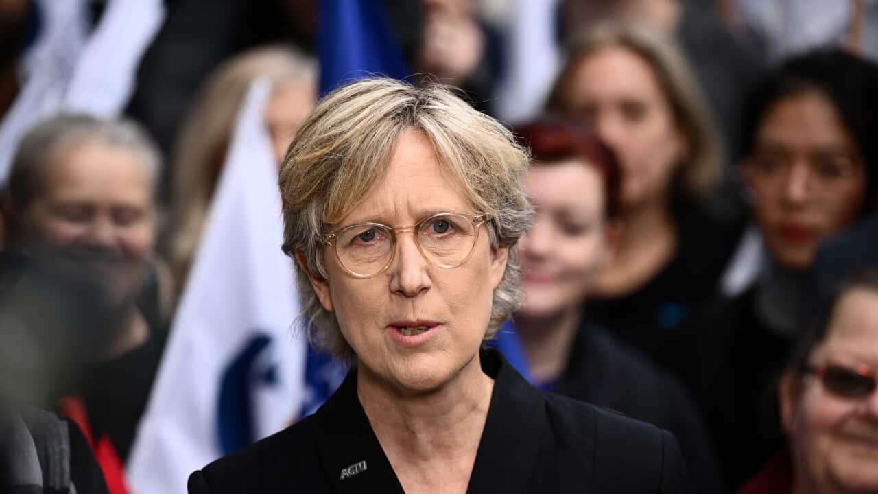 ACTU SALLY MCMANUS PRESSER