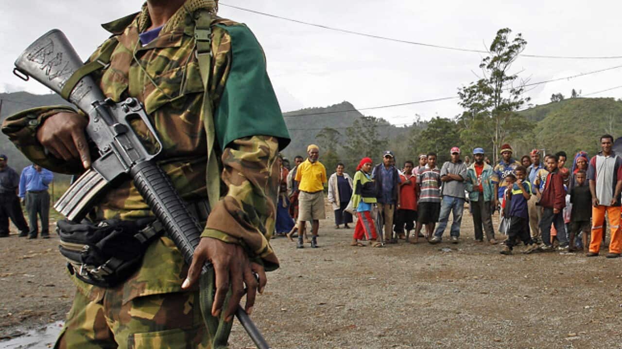 PNG_troops_AFP_b_120126_942471235