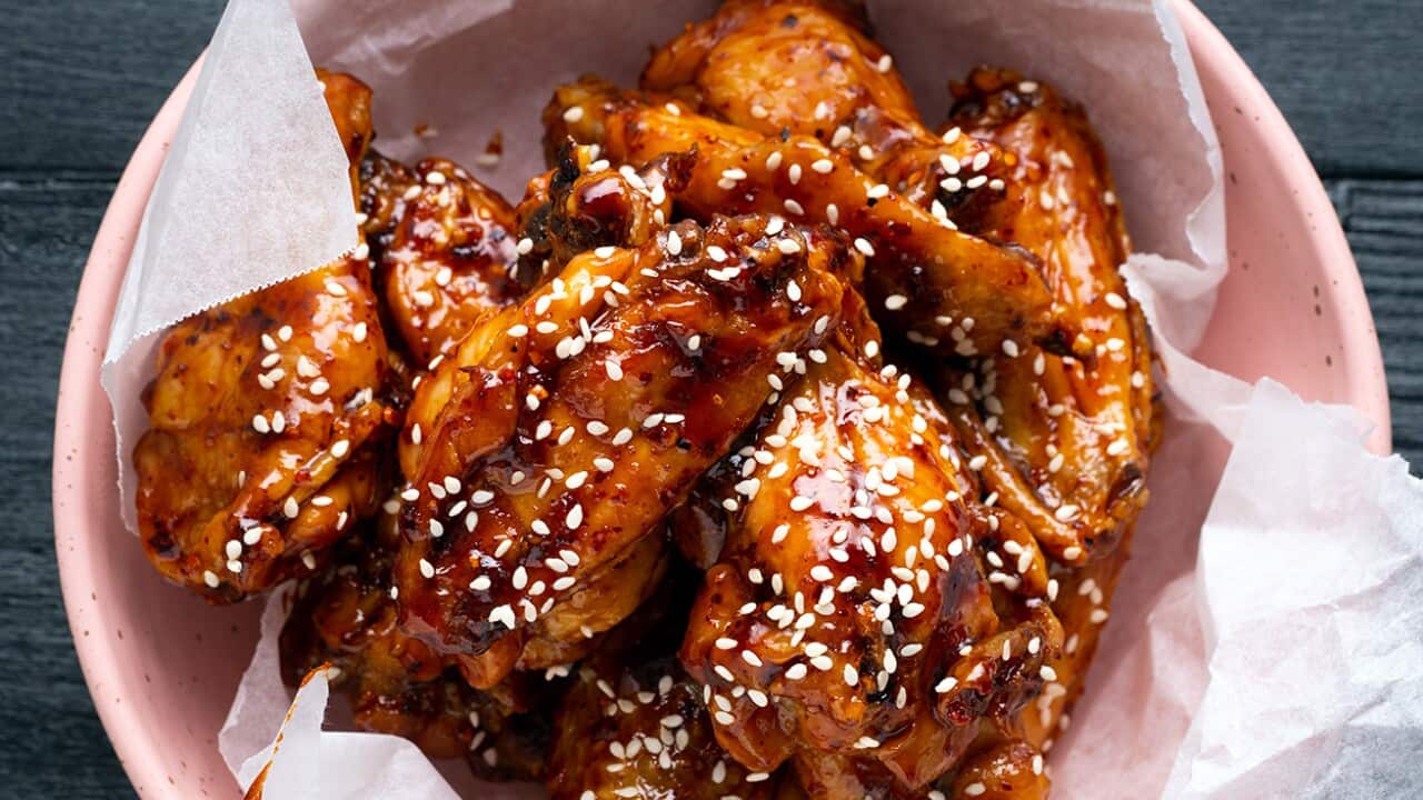 Oven-baked sticky hot wings