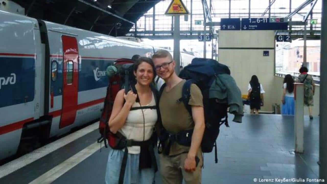 Deutschland australien fliegen flugzeug reisen zug eisenbahn schiff