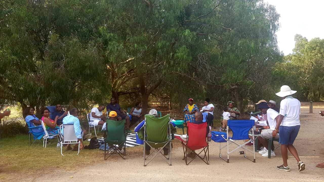 Abakenyezi bariko barahimbaza umusi mpuza amakungu wahariwe umukenyezi kw'isi mu ntara ya Victoria, Australia ejo hahise