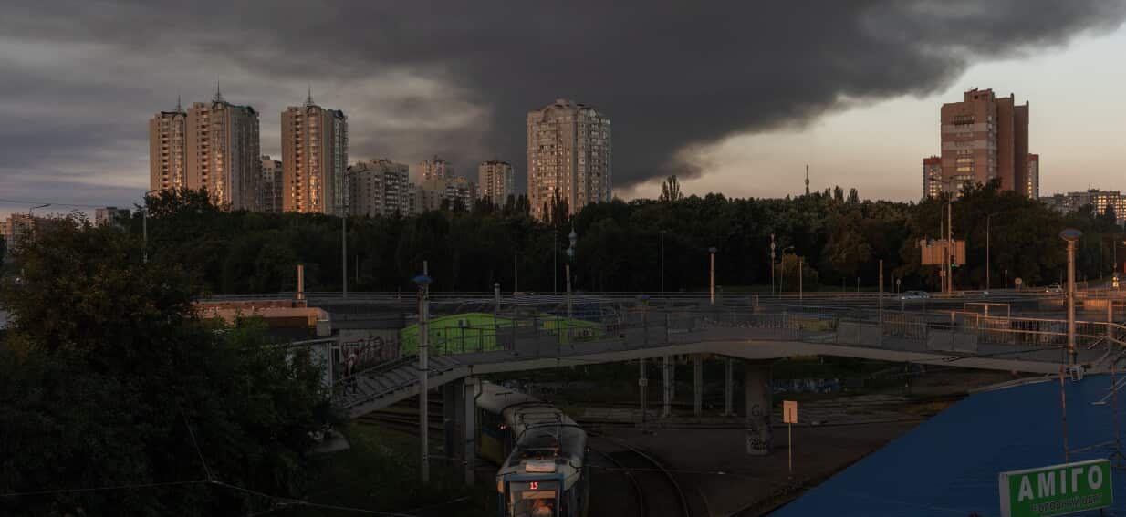 Russia pummels Ukraine as Zelenskyy begs allies for better air defences