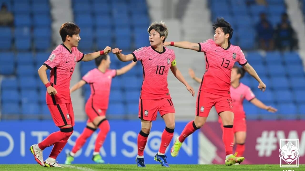 Korea celebrate the 1st goal against Vietnam