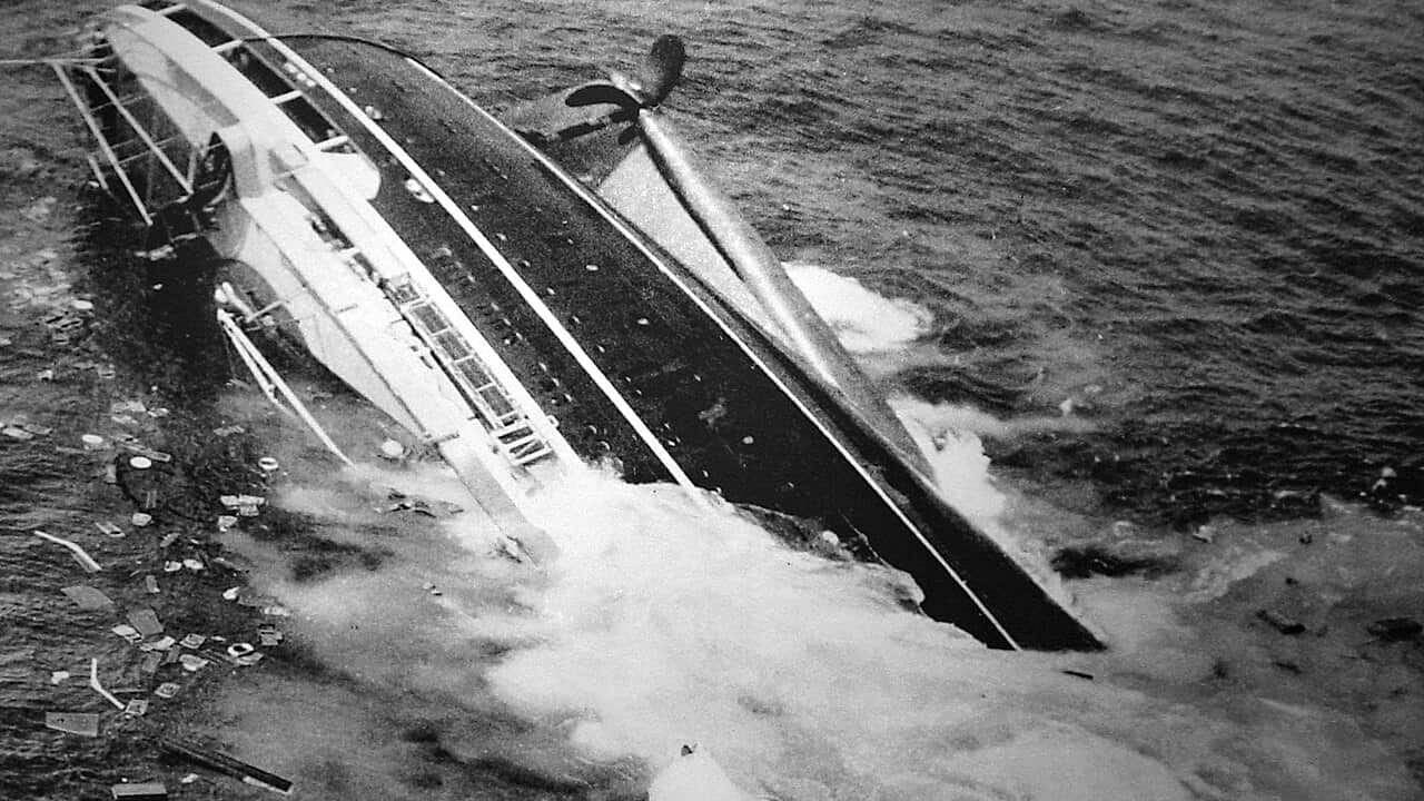 Andrea_Doria_sinking_2.jpg