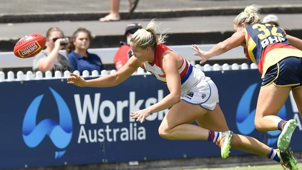 Katie Brennan of the Bulldogs