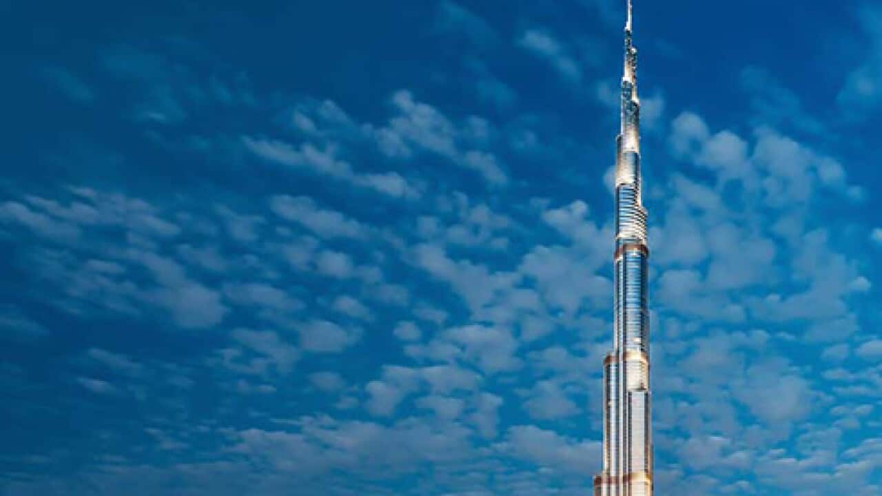 الامارات تصبح "الدولة الأولى" في العالم التي تختصرأسبوع العمل من خمسة أيام الى اربعة ايام ونصف