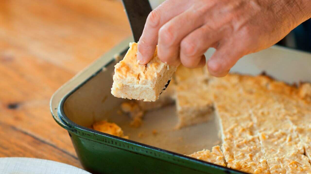 Apple and sour cream slice