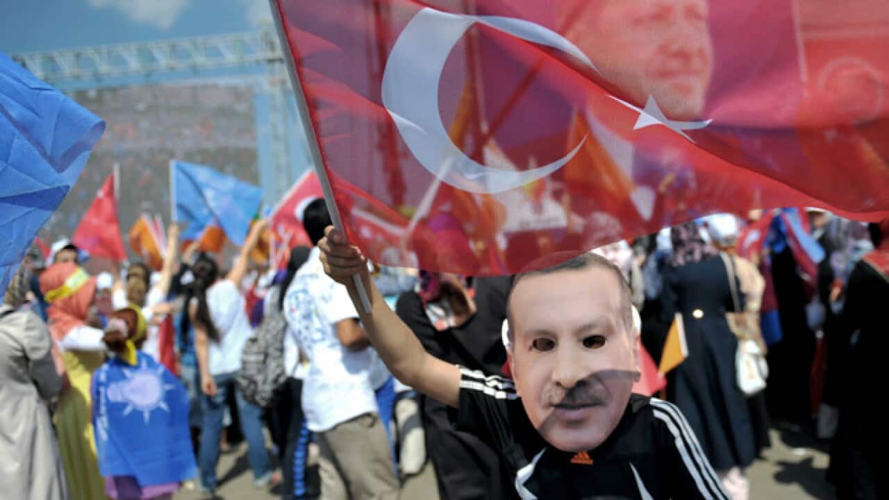 TurkeyPMSupporters_170694790_Getty_Editted_800564933